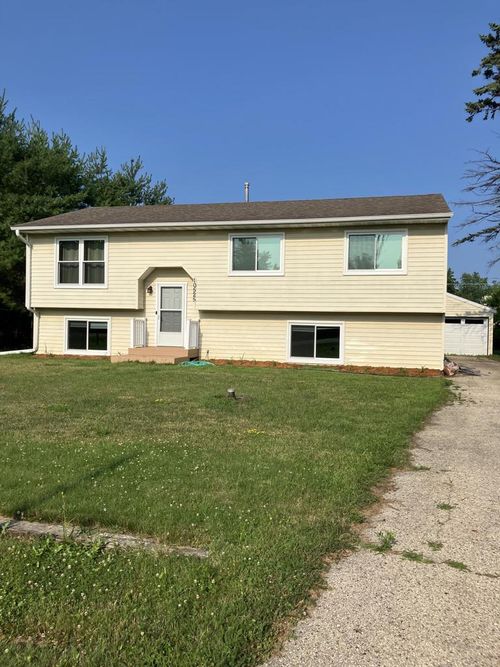 10525 3rd Avenue, Pleasant Prairie, WI, 53158 | Card Image