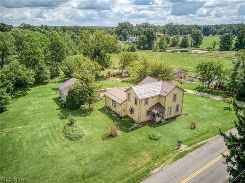 3746 Mcclintocksburg Road, Diamond, OH, 44412 | Card Image