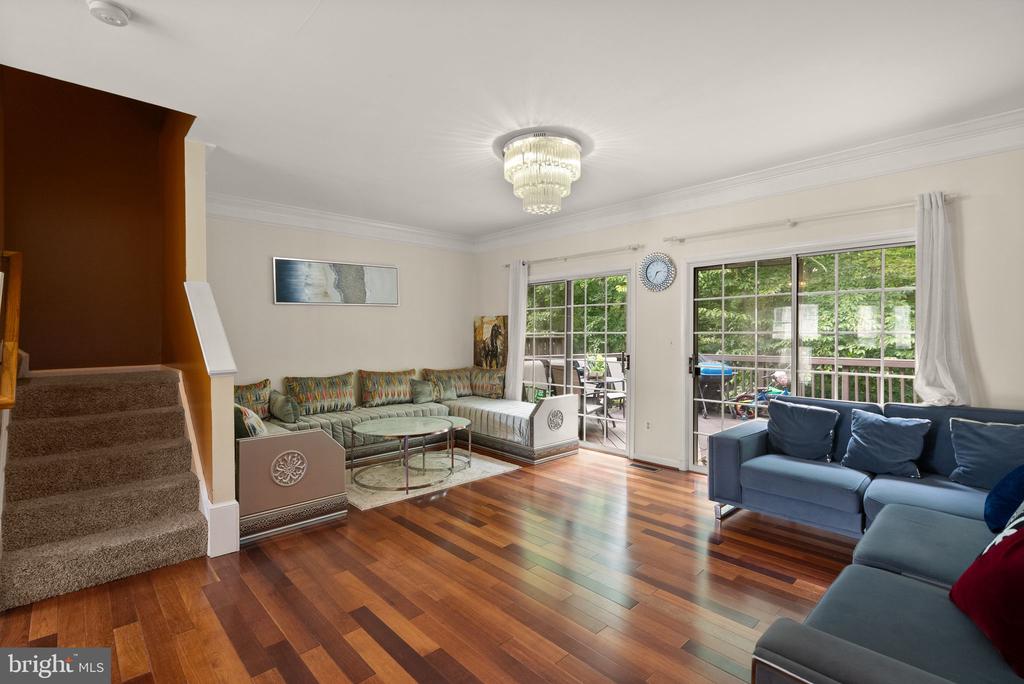 Residential in WOODBRIDGE 5