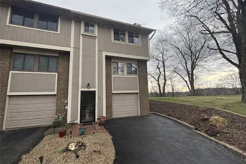 122 Rampart Ct, Plum Boro, PA, 15068 | Card Image