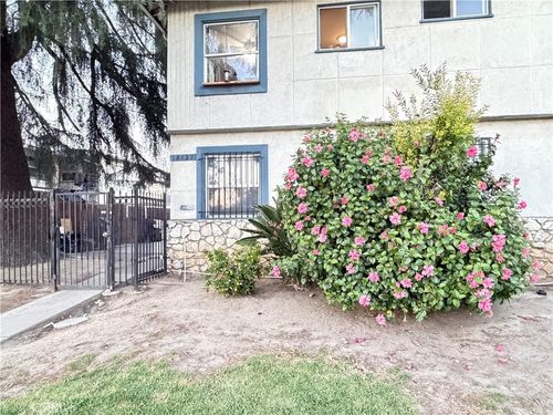 1-18127 Roscoe Blvd, Northridge, CA, 91325-4227 | Card Image