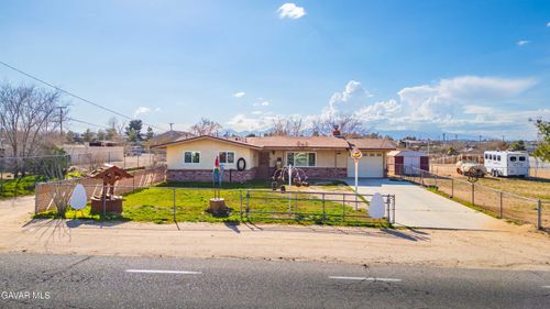 10872 Peach Ave, Hesperia, CA, 92345 | Card Image