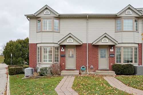 70-70 Chapman Crt, London, ON, N6G4Z4 | Card Image