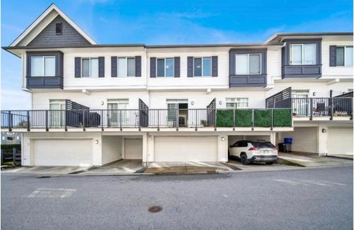30-13636 81a Ave, Surrey, BC, V3W1H9 | Card Image