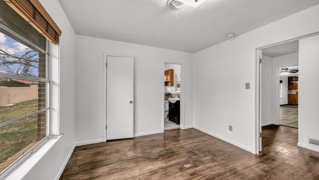 Primary bedroom with ensuite bath | Image 18