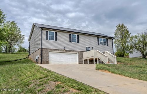 226 Ebenezer Rd, Chuckey, TN, 37641-5654 | Card Image
