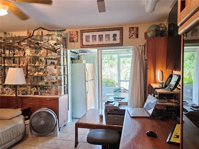 Living Room | Image 16