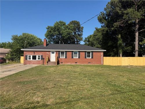 421 Morrison Ave, Newport News, VA, 23601-2436 | Card Image