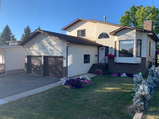 10410 104 Ave., Home with 3 bedrooms, 2 bathrooms and 4 parking in Lac La Biche AB | Image 34