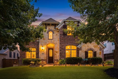 8621 Vatican Dr, Mckinney, TX, 75071-5143 | Card Image