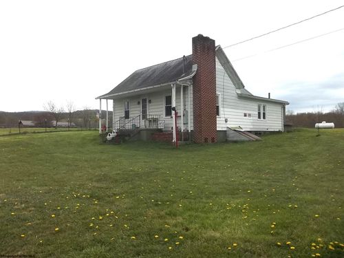 15 Blessings Abound Ln, Mabie, WV, 26278-4500 | Card Image