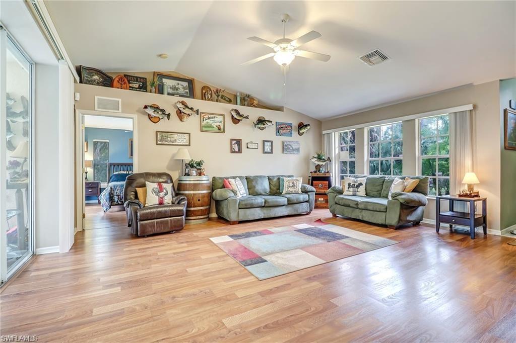 Residential in NAPLES 5