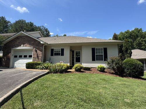 408 Village Cir, Dickson, TN, 37055-2932 | Card Image