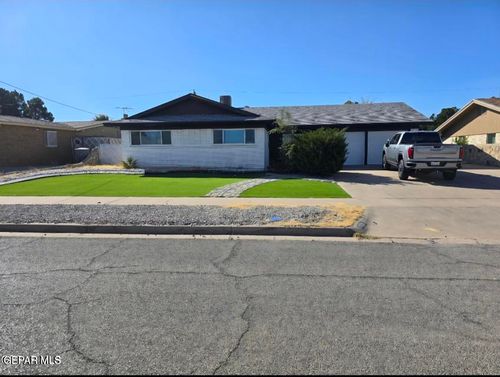 9108 Shaver Dr, El Paso, TX, 79925-5924 | Card Image