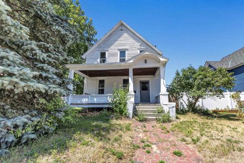 741 Marinette Avenue, Marinette, WI, 54143 | Card Image