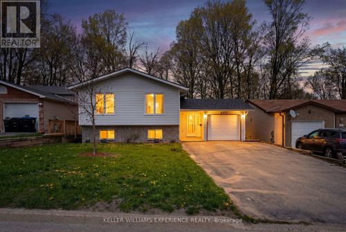645 Bayview Dr, Midland, ON, L4R4Y7 | Card Image