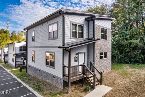 unit-9-576 Dollywood Ln, Pigeon Forge, TN, 37863-4105 | Card Image