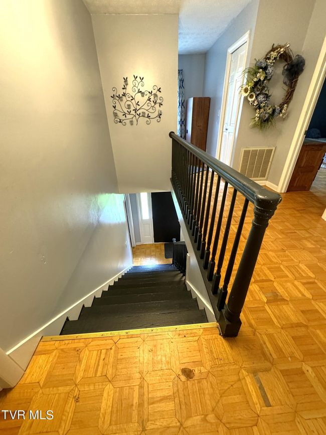 1516 Valley View Dr, House other with 4 bedrooms, 4 bathrooms and null parking in Big Stone Gap VA | Image 37