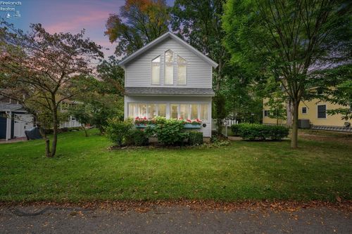 223 Peach Avenue, Lakeside, OH, 43440 | Card Image