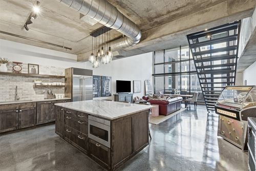 apt-1205-1999 Mckinney Ave, Dallas, TX, 75201-1703 | Card Image