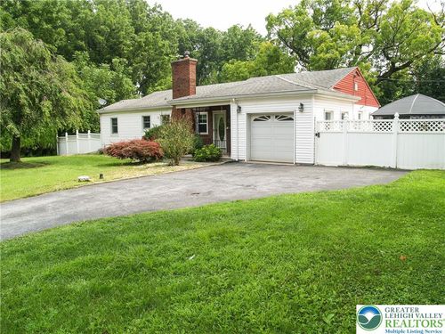 1315 N Cedar Crest Blvd, Allentown, PA, 18104-2834 | Card Image