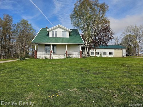 2445 S Van Dyke Rd, Marlette, MI, 48453-9781 | Card Image