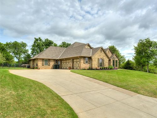 1733 Savona Ln, Edmond, OK, 73034-9766 | Card Image