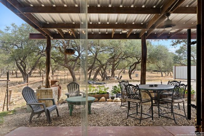 6005 W Ammann Rd, Home with 5 bedrooms, 5 bathrooms and null parking in Bulverde TX | Image 16