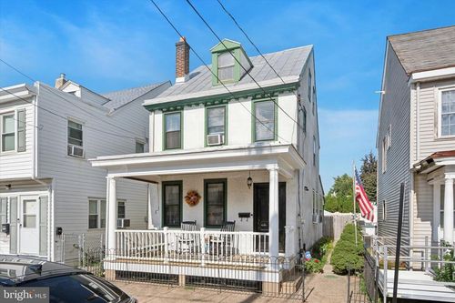 209 Dorrance St, BRISTOL, PA, 19007-5106 | Card Image