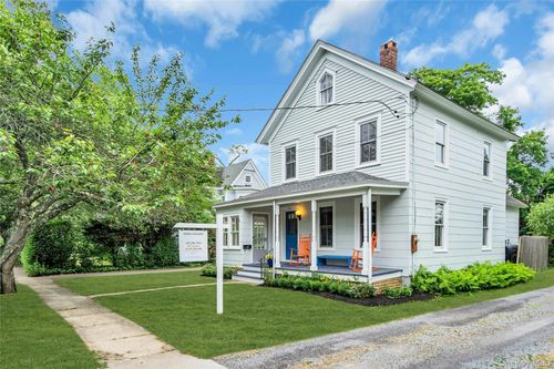 311 5th St, Greenport, NY, 11944-1815 | Card Image