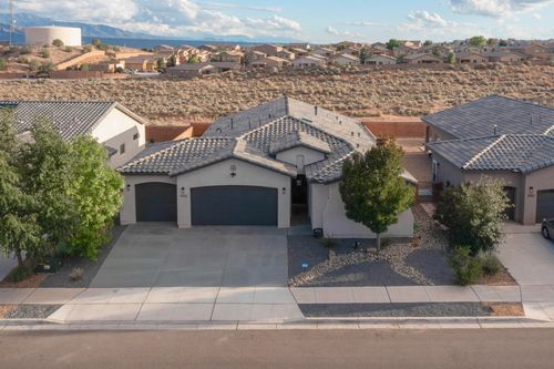3956 Kodiak Rd Ne, Rio Rancho, NM, 87144-7019 | Card Image