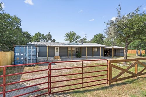 133 Deer Run, Smithville, TX, 78957-4804 | Card Image