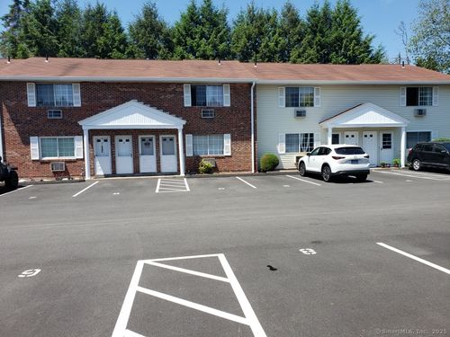 apt-7-16 Lisa Ct, Waterbury, CT, 06704-1200 | Card Image