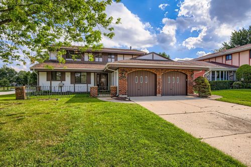 214 Cambridge Ln, Bloomingdale, IL, 60108-1506 | Card Image