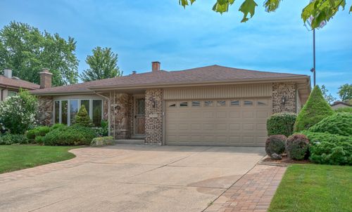 1819 Holly Ave, Darien, IL, 60561-3516 | Card Image