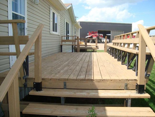 8 Trochu Avenue, House other with 3 bedrooms, 2 bathrooms and 3 parking in Trochu AB | Image 4