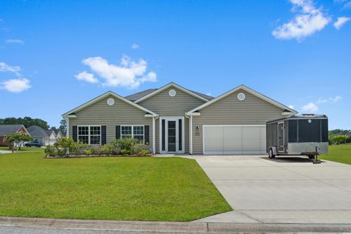 215 Vineyard Lake Cir, Conway, SC, 29527-7878 | Card Image