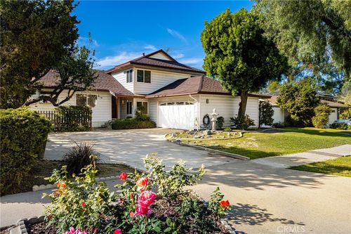 2531 Hartford Ave, Fullerton, CA, 92835-3030 | Card Image