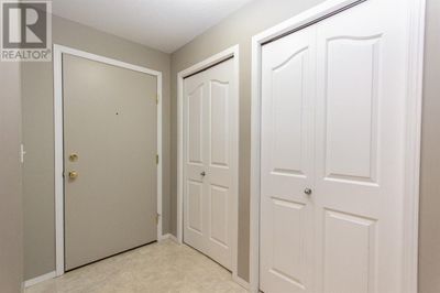 12 Ironside St, Condo with 2 bedrooms, 2 bathrooms and 2 parking in Red Deer AB | Image 2