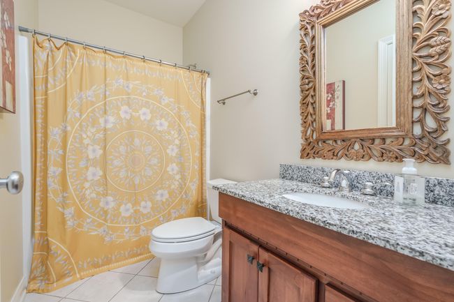 Lower level full bath | Image 34