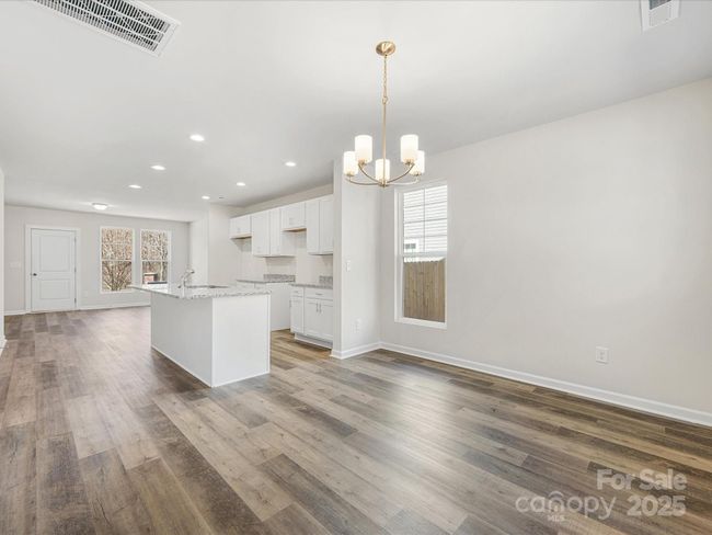 3215 Isenhour St, Townhouse with 3 bedrooms, 3 bathrooms and null parking in Charlotte NC | Image 6