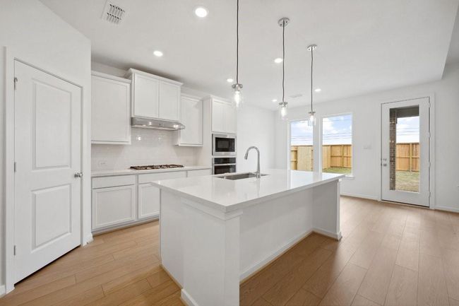 21918 Wycombe Terrace ~ Ready Now | Image 5