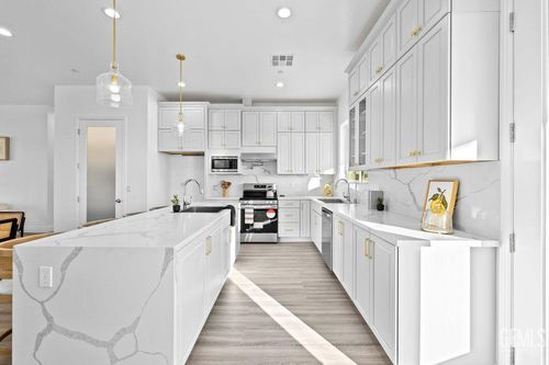 7214 W Ave A6, Lancaster, CA, 93536 | Card Image