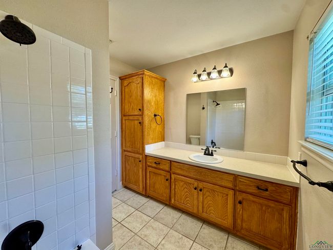 308 N Dogwood St, House other with 2 bedrooms, 2 bathrooms and null parking in Ore City TX | Image 16
