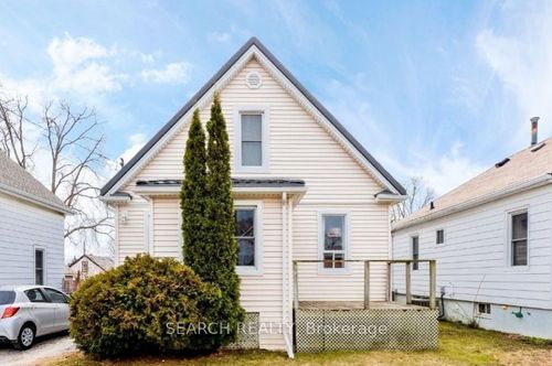 6384 Taylor St, Niagara Falls, ON, L2G2G1 | Card Image