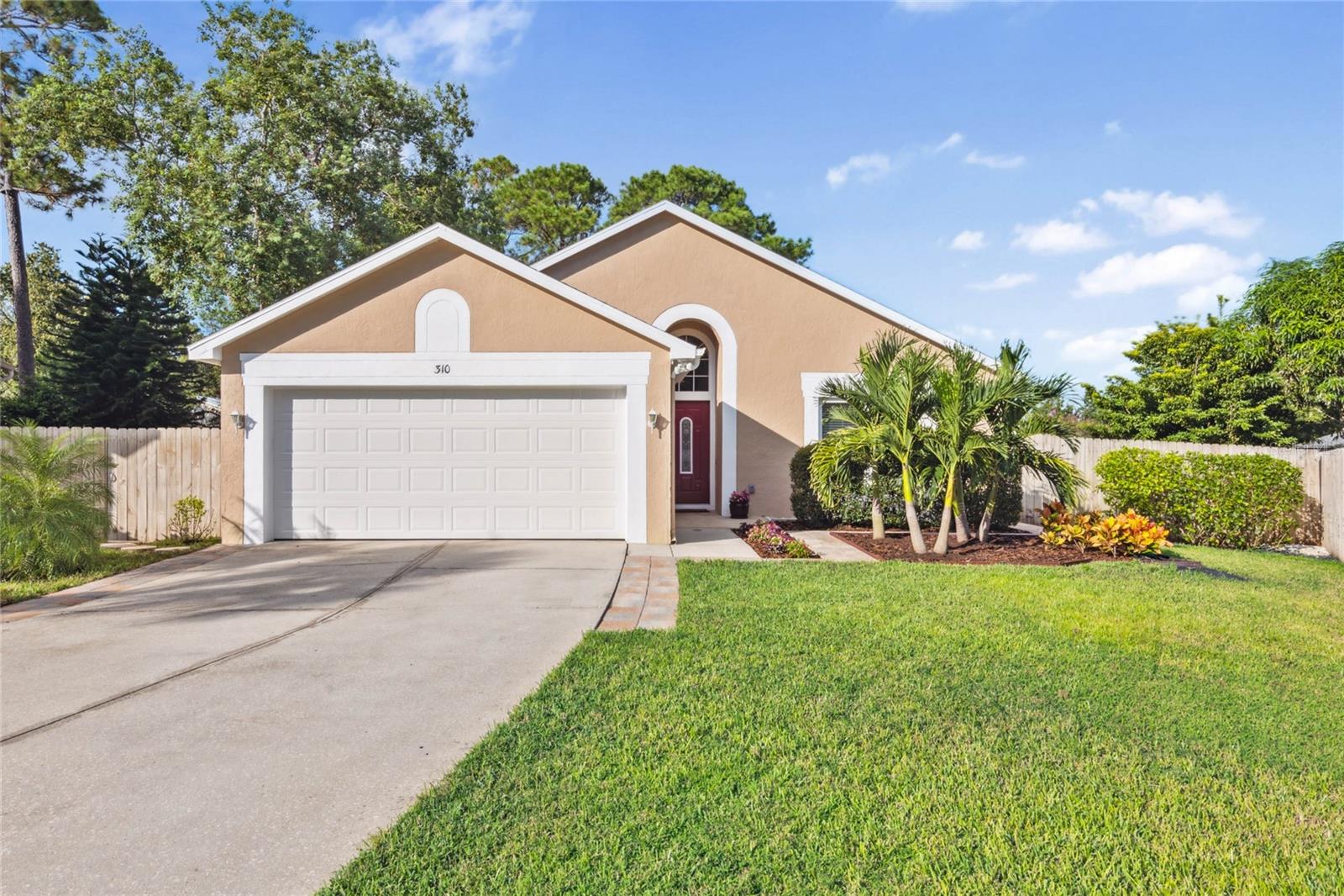 Oak Park Pl, Casselberry, FL 32707