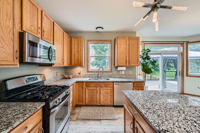 6788 Carlisle Curve - MLS Sized - 012 - 13 Kitchen Feature.jpg | Image 11