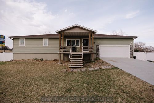 807 Country Acres Ln, Saint Libory, NE, 68872-9784 | Card Image