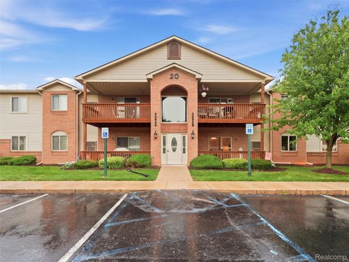 4-45849 Wildrye Ct, Van Buren Township, MI, 48111-6405 | Card Image