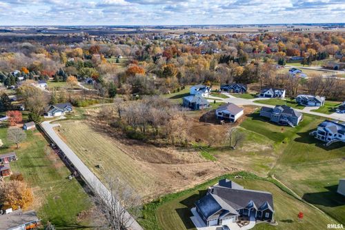 1219-27111 181st Ave, Long Grove, IA, 52756-9014 | Card Image